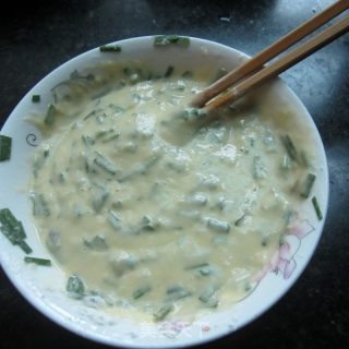 韭菜鸡蛋煎饼的做法步骤：6
