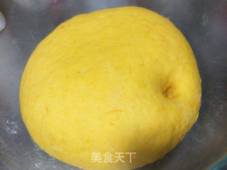 玫瑰花卷的做法步骤：5
