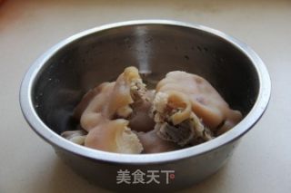 手抓猪蹄的做法步骤：3