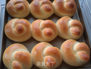 烫种扭结小餐包的做法步骤：14