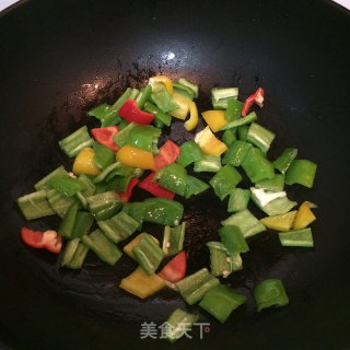 辣子鸡丁的做法步骤：6
