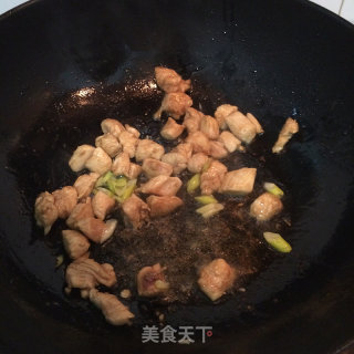辣子鸡丁的做法步骤：8