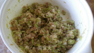 年夜饭~芹菜饺子的做法步骤：5