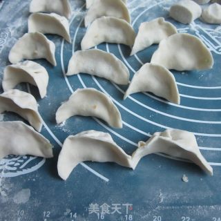 香葱油渣饺子的做法步骤：9