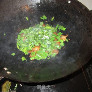 油咖喱腊肠蒜炒饭的做法步骤：6