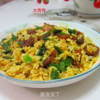 油咖喱腊肠蒜炒饭的做法步骤：12