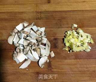 虾仁豆腐羹的做法步骤：2