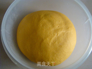胡萝卜面包的做法步骤：2