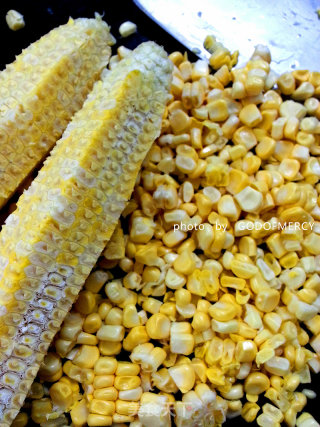 江湖秘籍-神速菜-养颜瘦身的鸡蛋烩虾仁银鱼豌豆玉米粒的做法步骤：3