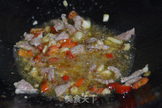 小炒荷兰豆的做法步骤：2