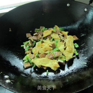 鸡蛋豆腐丁炒饭的做法步骤：9
