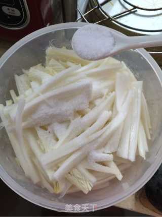 白菜帮子的做法步骤：3