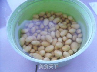 莲子豆浆的做法步骤：2