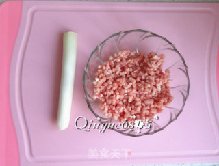 酿豆腐的做法步骤：1