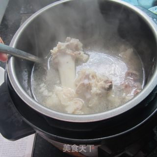 骨汤饺子的做法步骤：4