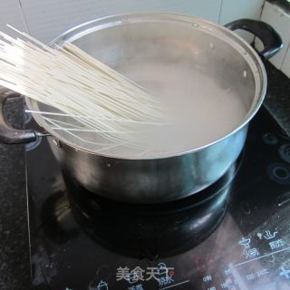 尖椒蒜香面的做法步骤：8