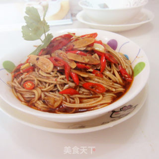 尖椒蒜香面的做法步骤：12