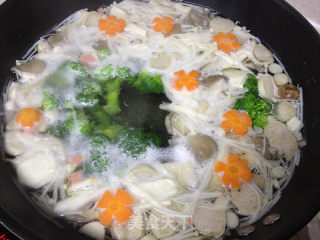 杂锦鲜菇版桂林米粉的做法步骤：4