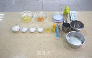 超详细8寸戚风蛋糕制作方法及注意事项的做法步骤：1