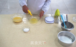 超详细8寸戚风蛋糕制作方法及注意事项的做法步骤：7