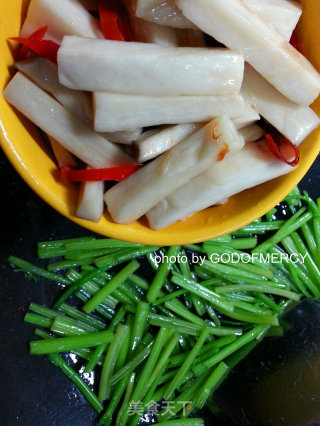 简单食材打造曼妙小狐仙=战胜脂肪鸡脯肉烩杏鲍菇的做法步骤：16