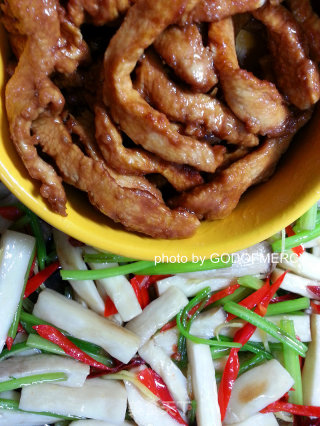 简单食材打造曼妙小狐仙=战胜脂肪鸡脯肉烩杏鲍菇的做法步骤：17