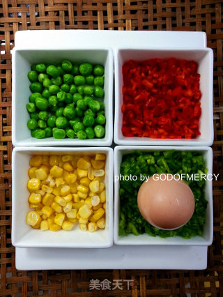 抓住老公的胃=鸡蛋烩豌豆玉米的做法步骤：1