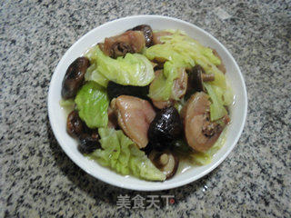 香菇圆白菜煮腊鸡腿的做法步骤：8