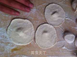 韭菜鸡蛋水饺的做法步骤：3