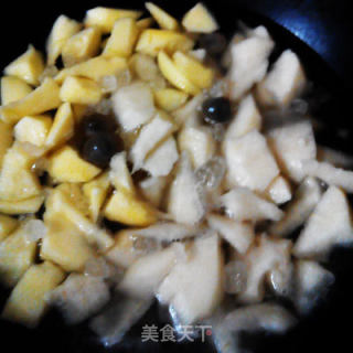 苹果雪梨桂圆汤——止咳润肺又润燥的做法步骤：5