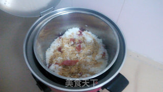 广式腊味煲仔饭（电锅版）的做法步骤：5