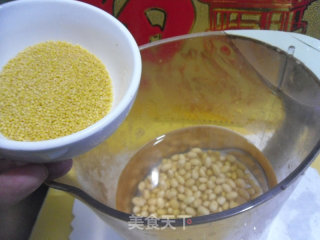小米豆浆的做法步骤：4
