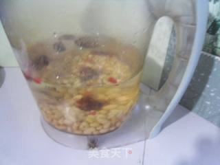 滋补豆浆的做法步骤：4