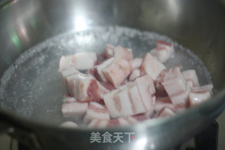 木瓜红烧肉的做法步骤：3