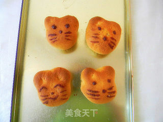 可爱的猫咪烧果子的做法步骤：10