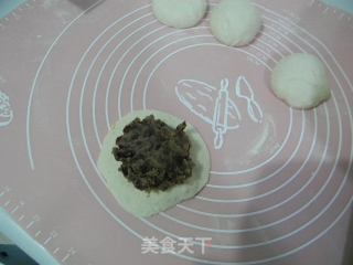奶香豆沙小饼的做法步骤：2