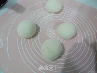 奶香豆沙小饼的做法步骤：3