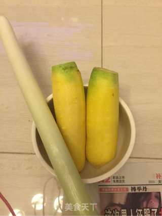 羊肉胡萝卜包子的做法步骤：1