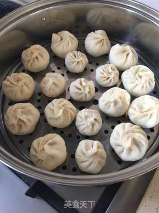 羊肉胡萝卜包子的做法步骤：8