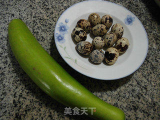 鹌鹑蛋炒夜开花的做法步骤：1