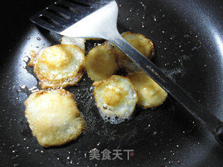 鹌鹑蛋炒夜开花的做法步骤：4