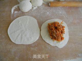 胡萝卜猪肉馅包子的做法步骤：9