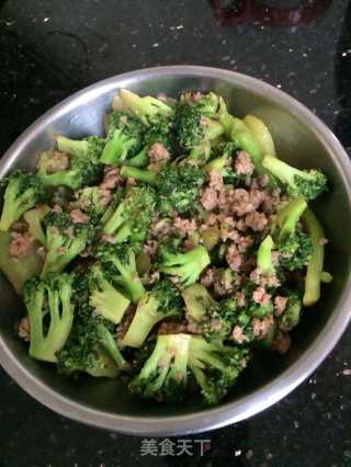 肉末炒西兰花的做法步骤：8