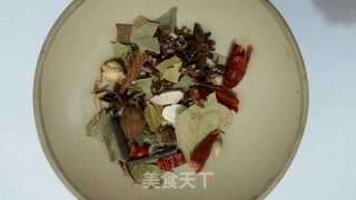 羊蝎子火锅的做法步骤：2