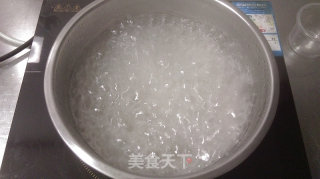 什锦水果布丁的做法步骤：2