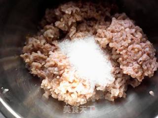 芝麻花生红米丸的做法步骤：6