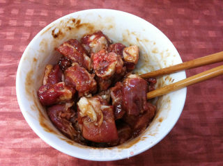 冬菇焖排骨的做法步骤：4