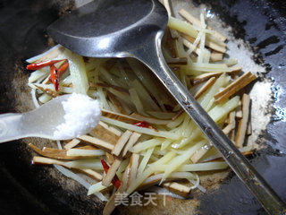 香干炒土豆的做法步骤：8