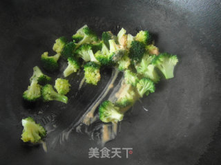 炒时蔬沙拉的做法步骤：5