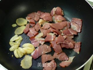 奶油腊肉炒豆苗 ♥ 腊肉不只是年菜 7的做法步骤：2